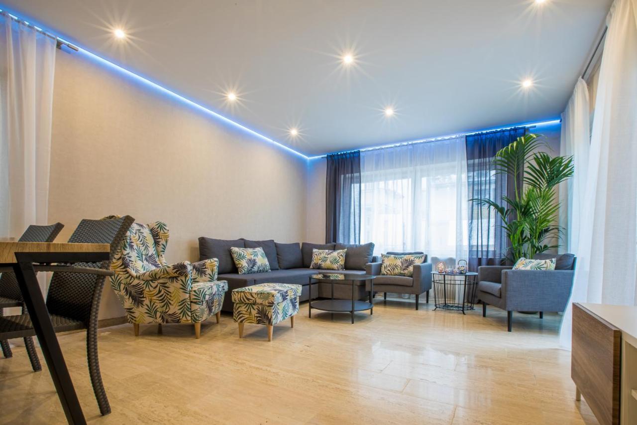 Modernes Apartment In Zentrumsnaehe Mit Eigenem Stellplatz Baden-Baden Ngoại thất bức ảnh