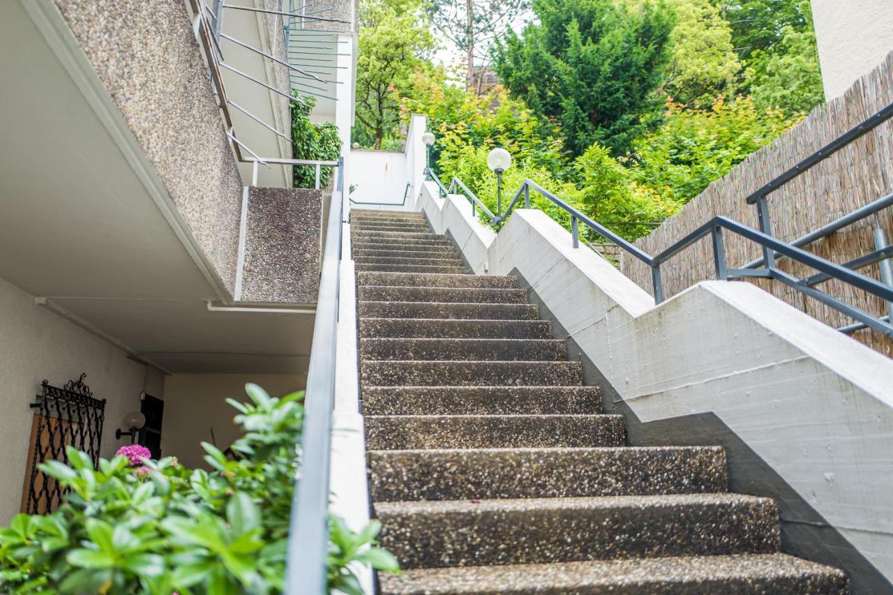 Modernes Apartment In Zentrumsnaehe Mit Eigenem Stellplatz Baden-Baden Ngoại thất bức ảnh