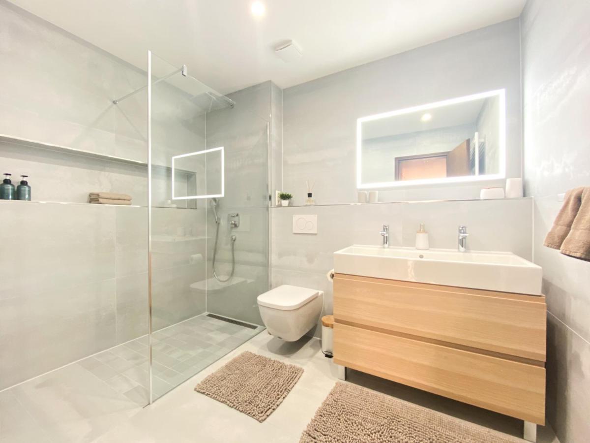 Modernes Apartment In Zentrumsnaehe Mit Eigenem Stellplatz Baden-Baden Ngoại thất bức ảnh