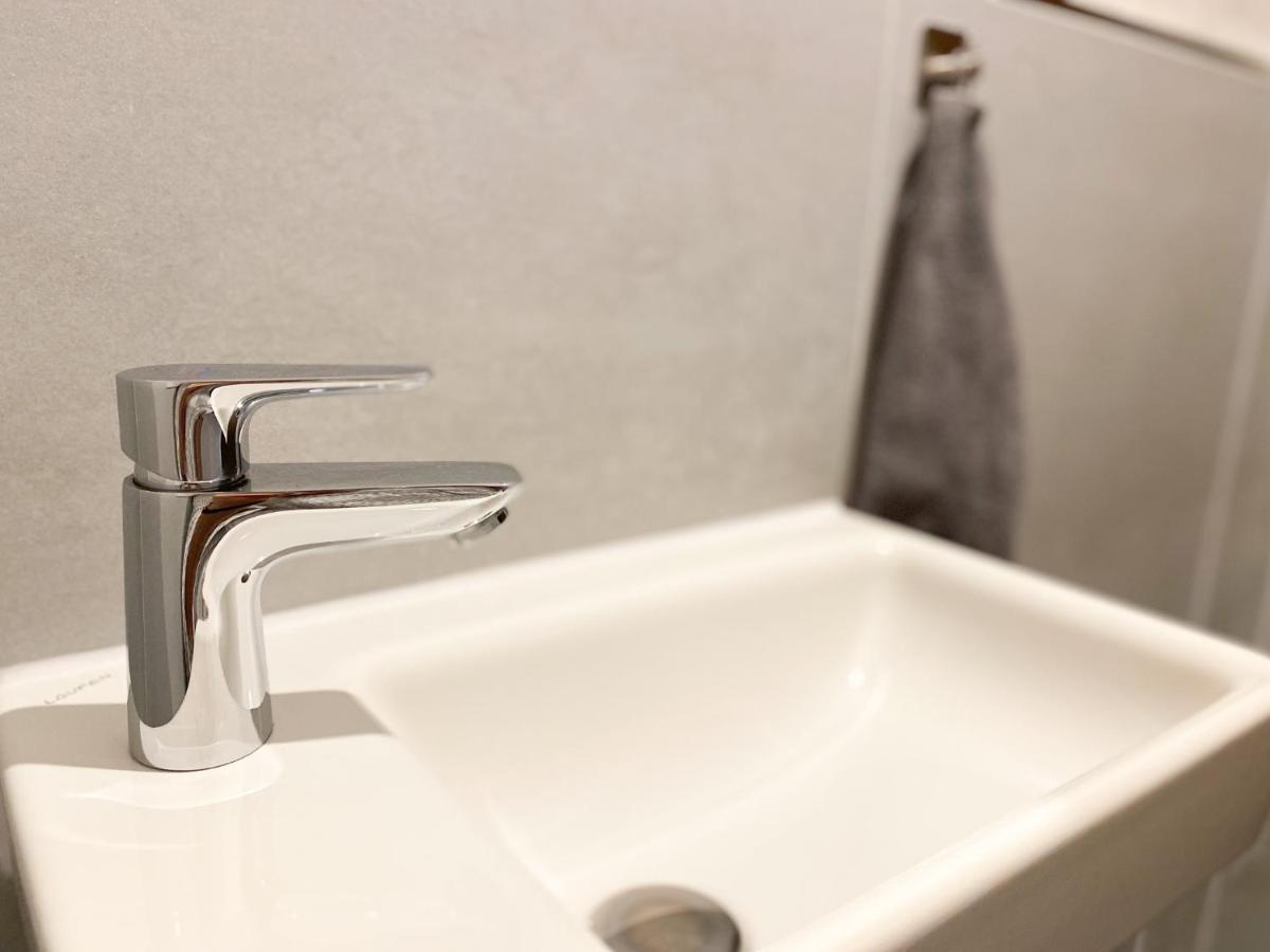 Modernes Apartment In Zentrumsnaehe Mit Eigenem Stellplatz Baden-Baden Ngoại thất bức ảnh